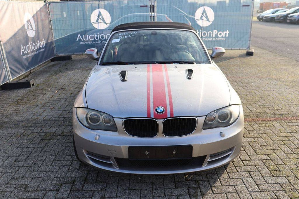 BMW 1 Cabriolet, Benzin, 143 PS, Baujahr 2010 (Margin)