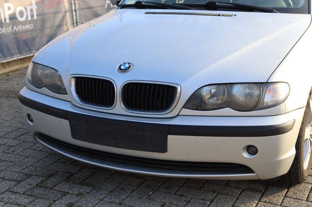Pkw BMW 318iA Benzin 129 PS 2002 (Margin)
