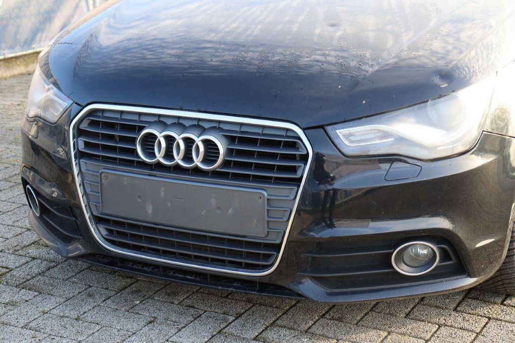 Passenger car Audi A1 Diesel 105 hp 2011 (Margin)