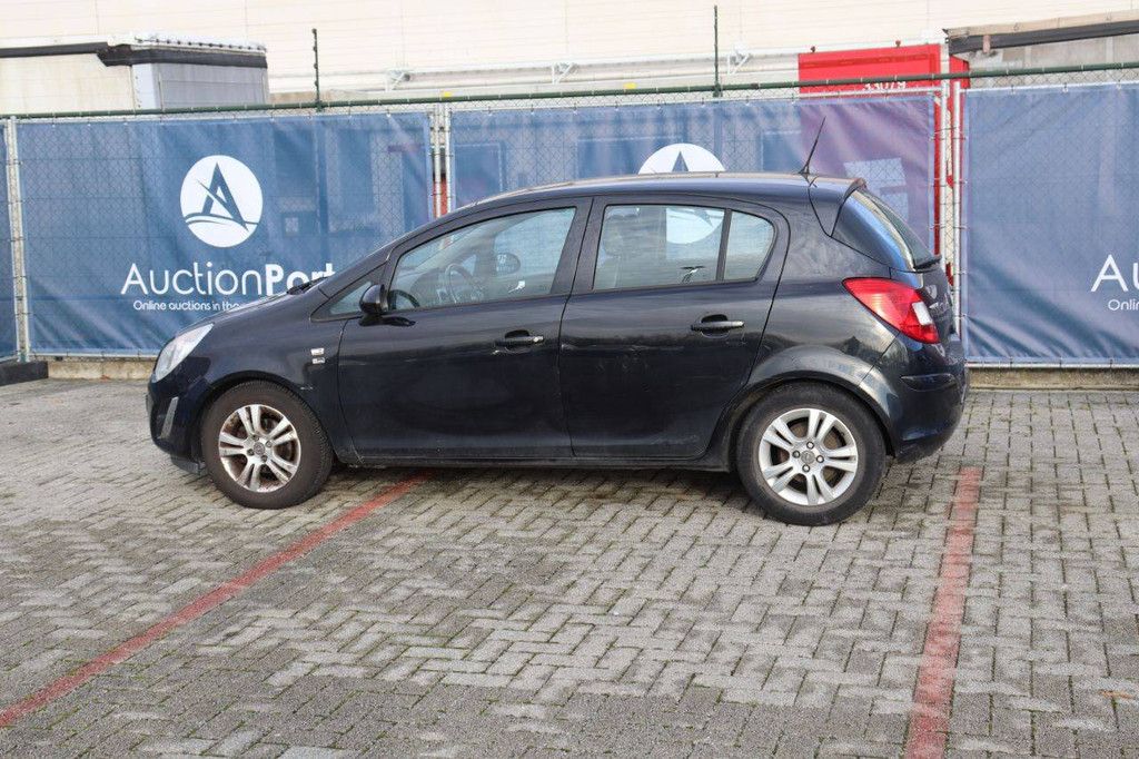 Pkw Opel Corsa ecoFLEX Diesel 95 PS 2012 (Marge)