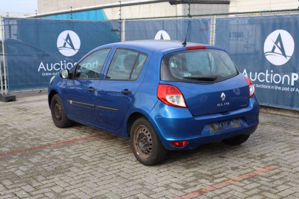 Pkw Renault Clio Diesel 86 PS 2010 (Margin)
