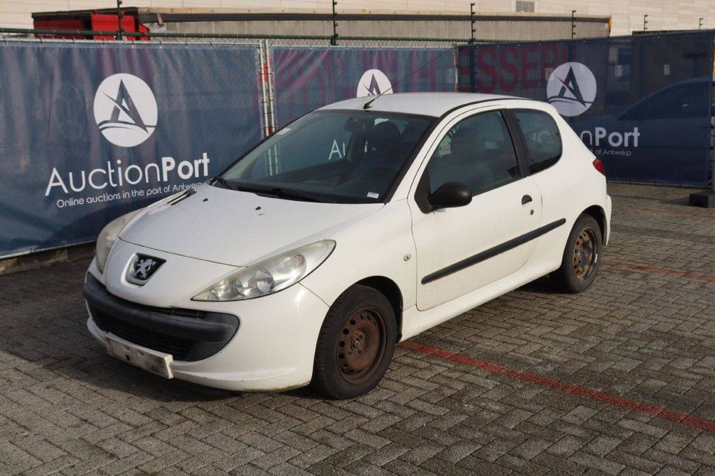 Passenger car Peugeot 206+ Diesel 68 hp 2012 (Margin)