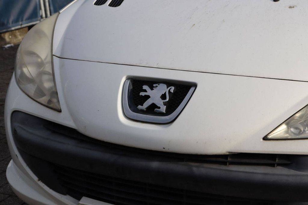 Passenger car Peugeot 206+ Diesel 68 hp 2012 (Margin)