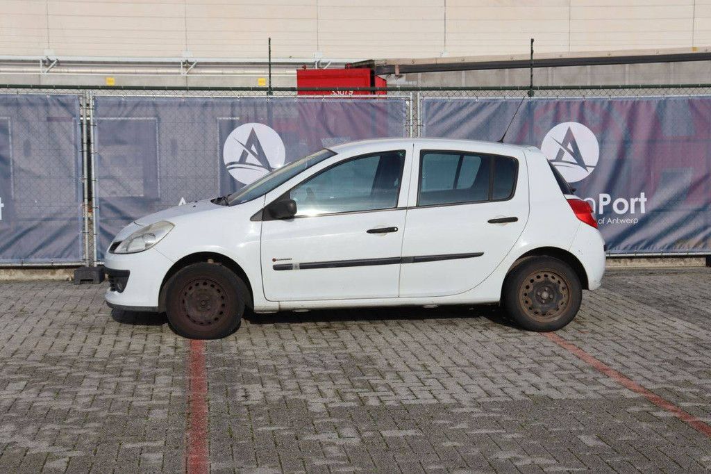 Renault Clio Pkw, Benzin, 75 PS, Baujahr 2008 (Margin)