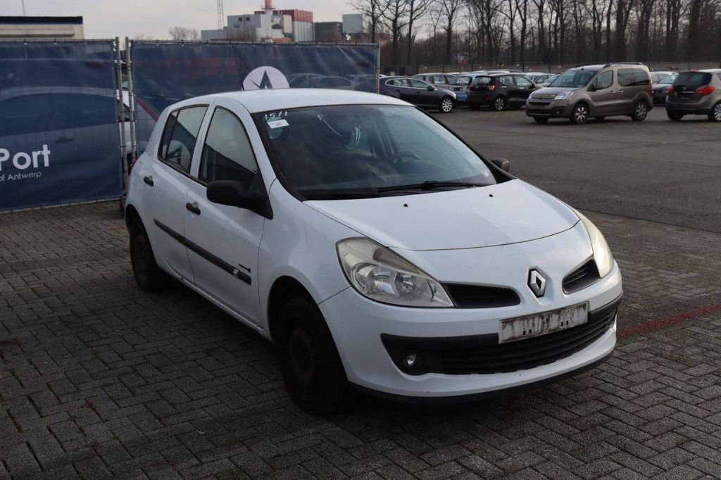 Renault Clio Pkw, Benzin, 75 PS, Baujahr 2008 (Margin)
