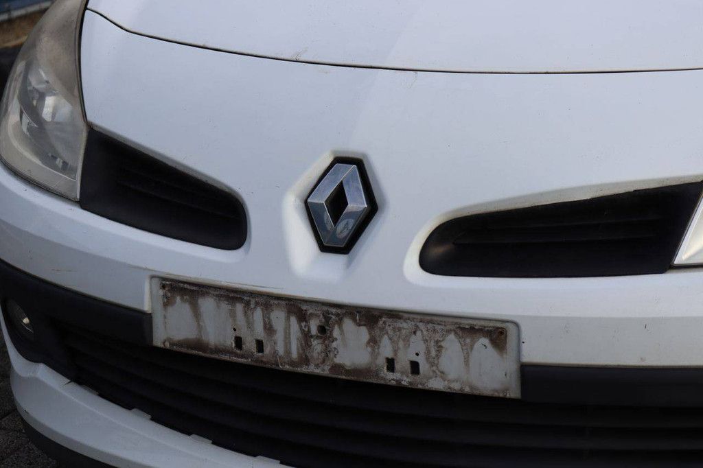 Renault Clio Pkw, Benzin, 75 PS, Baujahr 2008 (Margin)