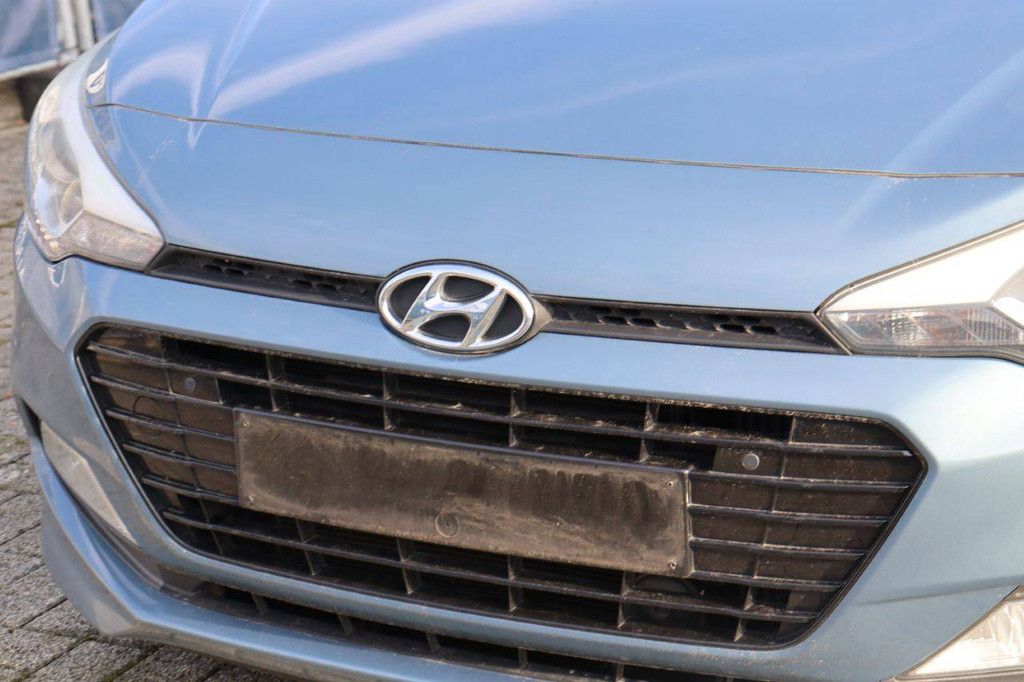 Pkw Hyundai i20 Benzin 100 PS 2016 (Margin)