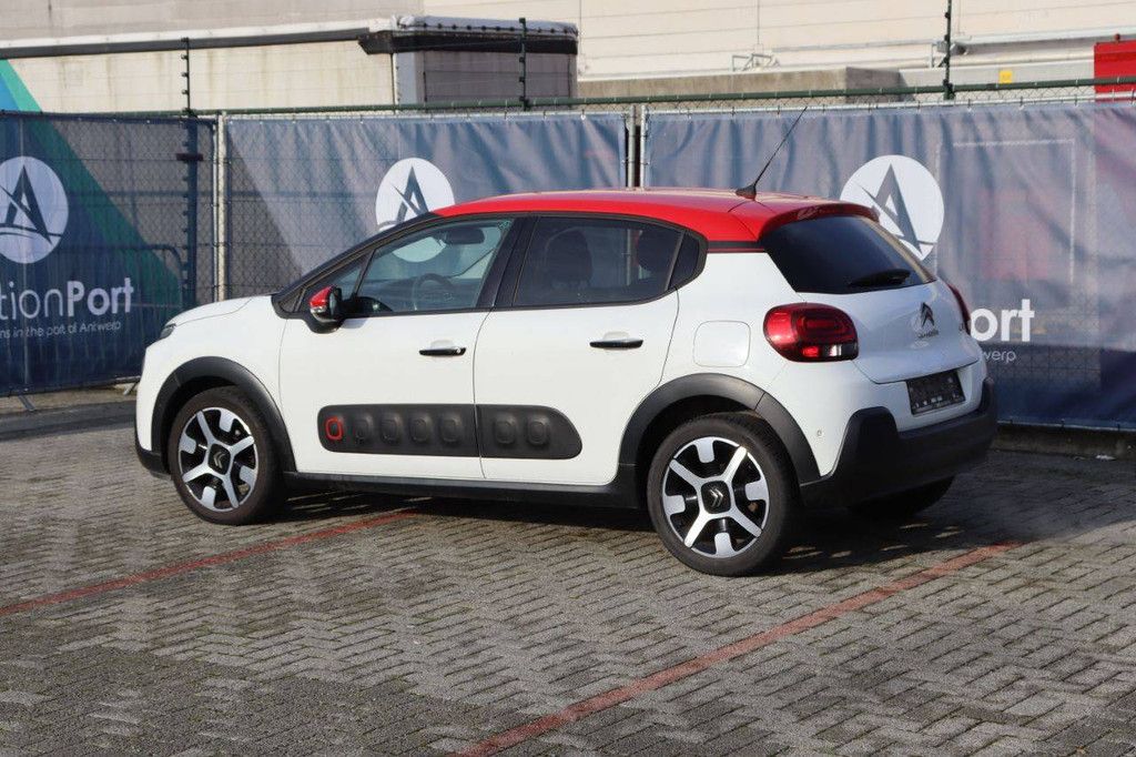 Passenger car Citroën C3 Petrol 110 hp 2017 (Margin)