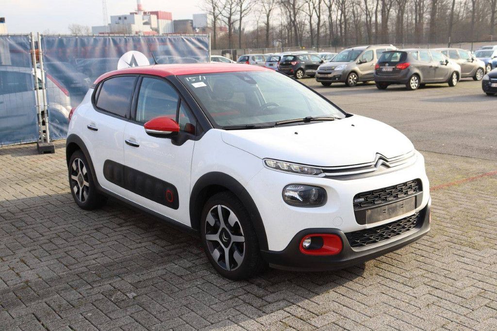 Passenger car Citroën C3 Petrol 110 hp 2017 (Margin)