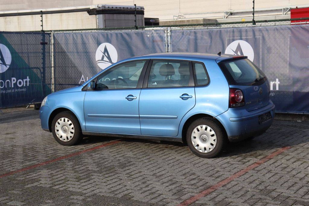 Passenger car Volkswagen Polo Petrol 60 hp 2008 (Margin)
