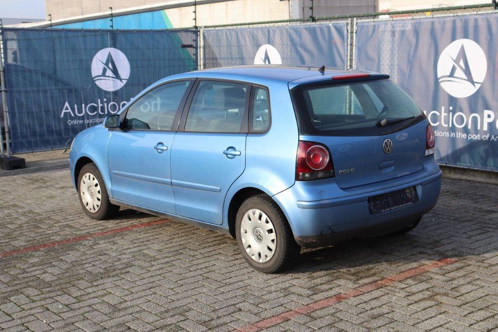 Passenger car Volkswagen Polo Petrol 60 hp 2008 (Margin)