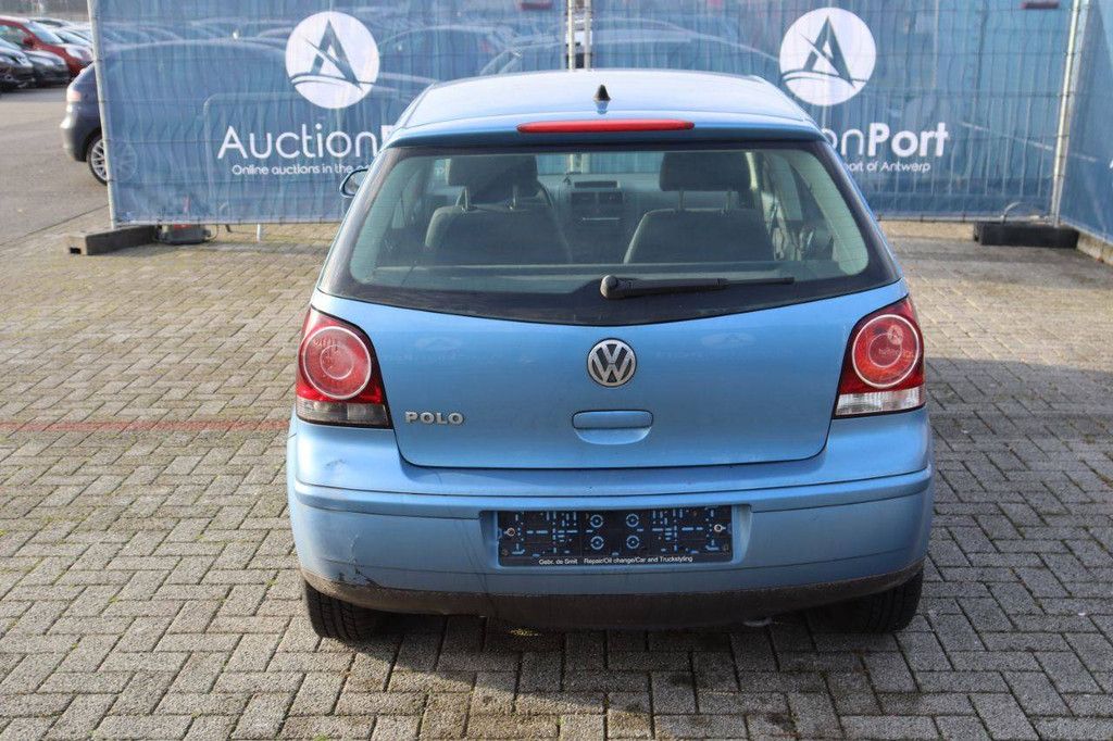 Passenger car Volkswagen Polo Petrol 60 hp 2008 (Margin)