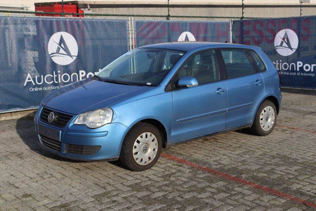 Passenger car Volkswagen Polo Petrol 60 hp 2008 (Margin)