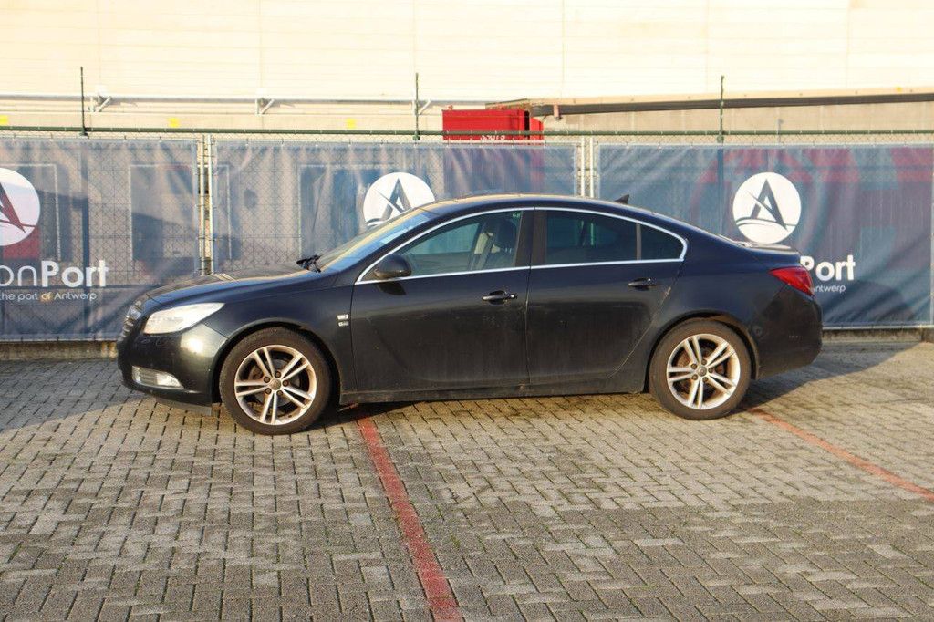 Passenger car Opel Insignia CDTI Diesel 110 hp 2012 (Margin)
