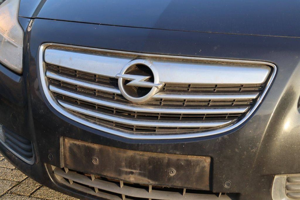 Passenger car Opel Insignia CDTI Diesel 110 hp 2012 (Margin)