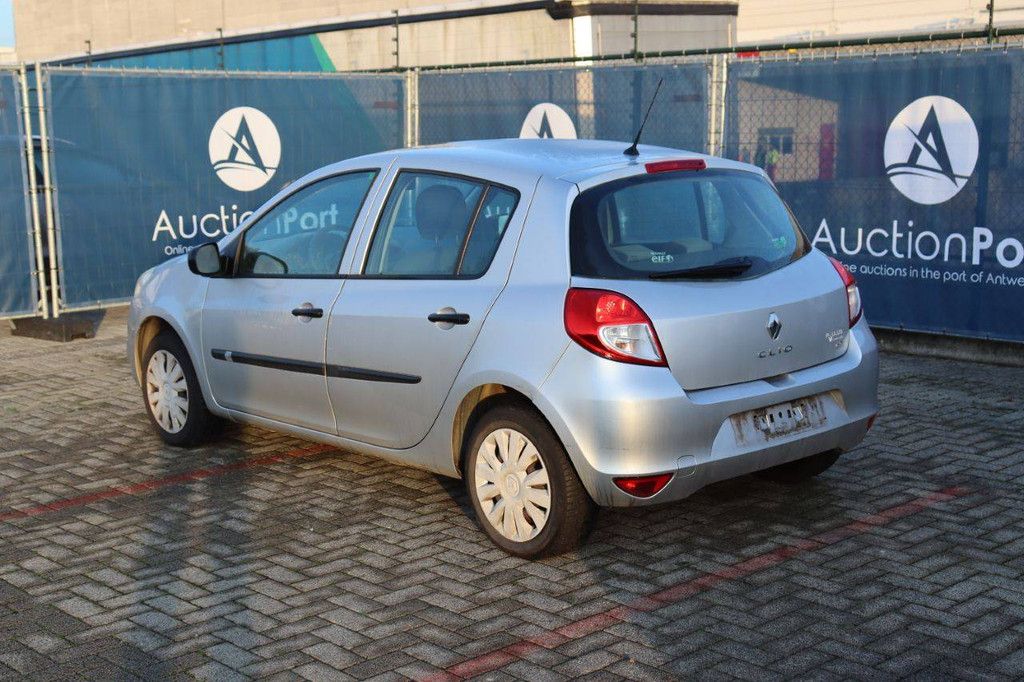 Renault Clio Diesel 75 PS Pkw, Baujahr 2011 (Margin)