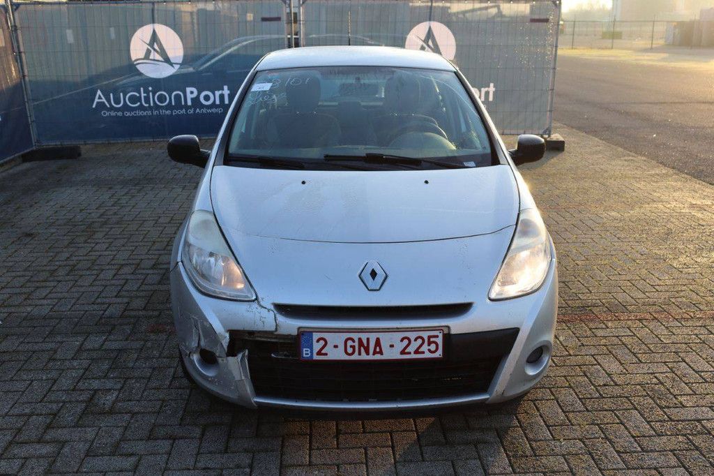 Renault Clio Diesel 75 PS Pkw, Baujahr 2011 (Margin)