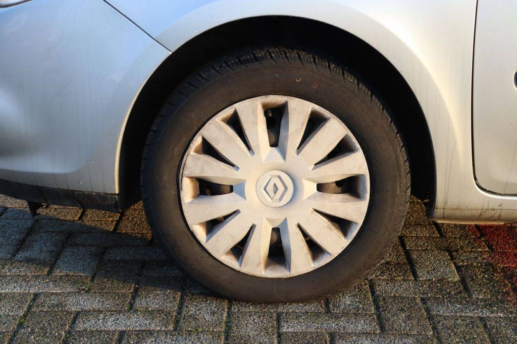 Renault Clio Diesel 75 PS Pkw, Baujahr 2011 (Margin)