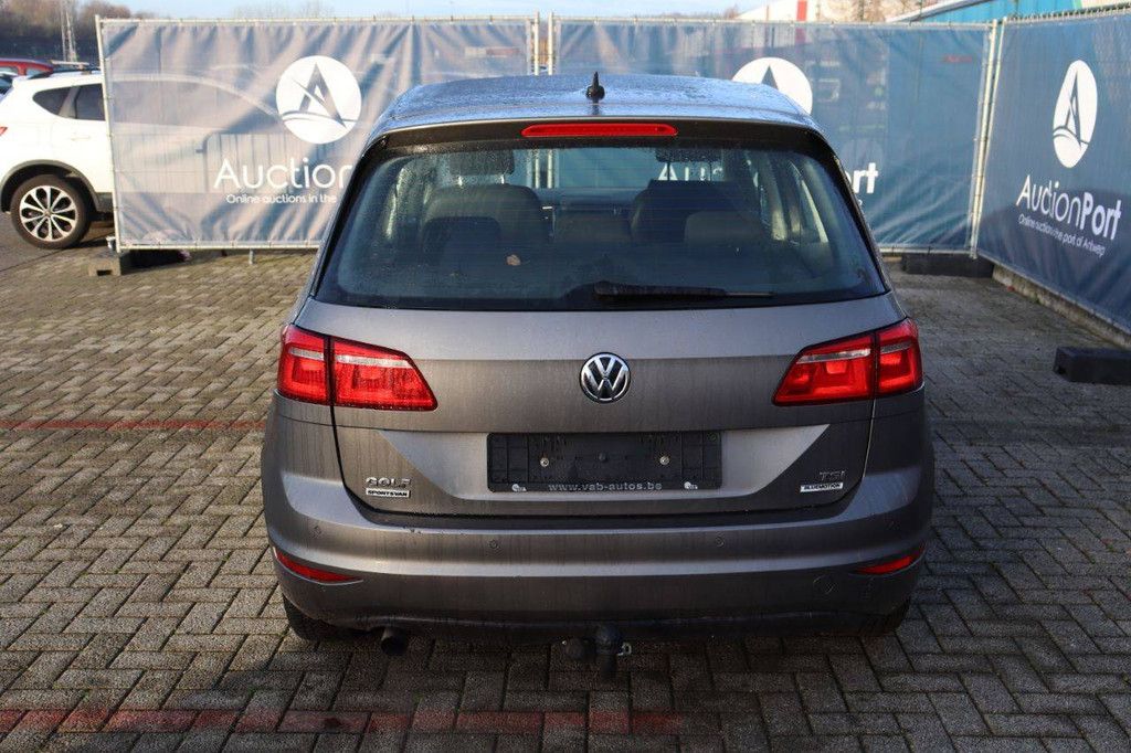 Pkw Volkswagen Golf TSI BLUEMOTION Benzin 110 PS 2016 (Marge)