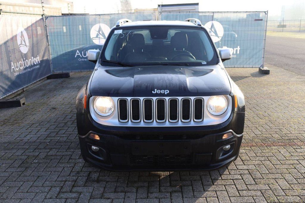 SUV Jeep Renegade Limited Benzin 136 PS 2017 (Marge)