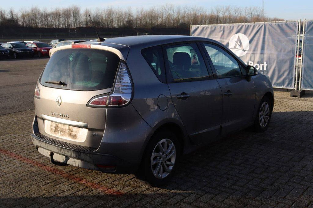 Pkw Renault Scenic dCi Diesel 75 PS 2011 (Margin)