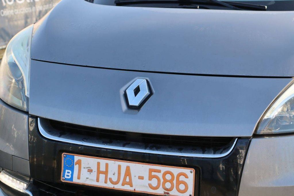 Pkw Renault Scenic dCi Diesel 75 PS 2011 (Margin)