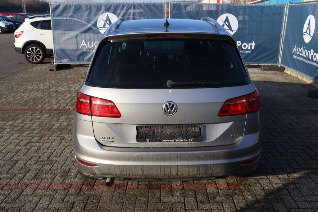 Pkw Volkswagen Golf TSI Benzin 110 PS 2017 (Margin)