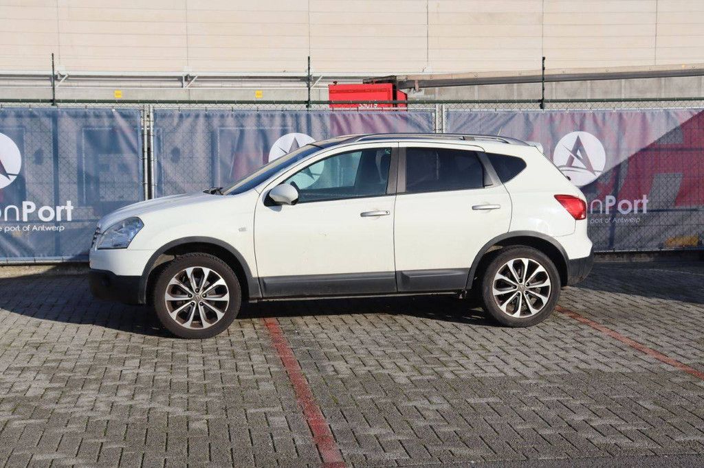 SUV Nissan Qashqai Diesel 106 PS 2009 (Marge)