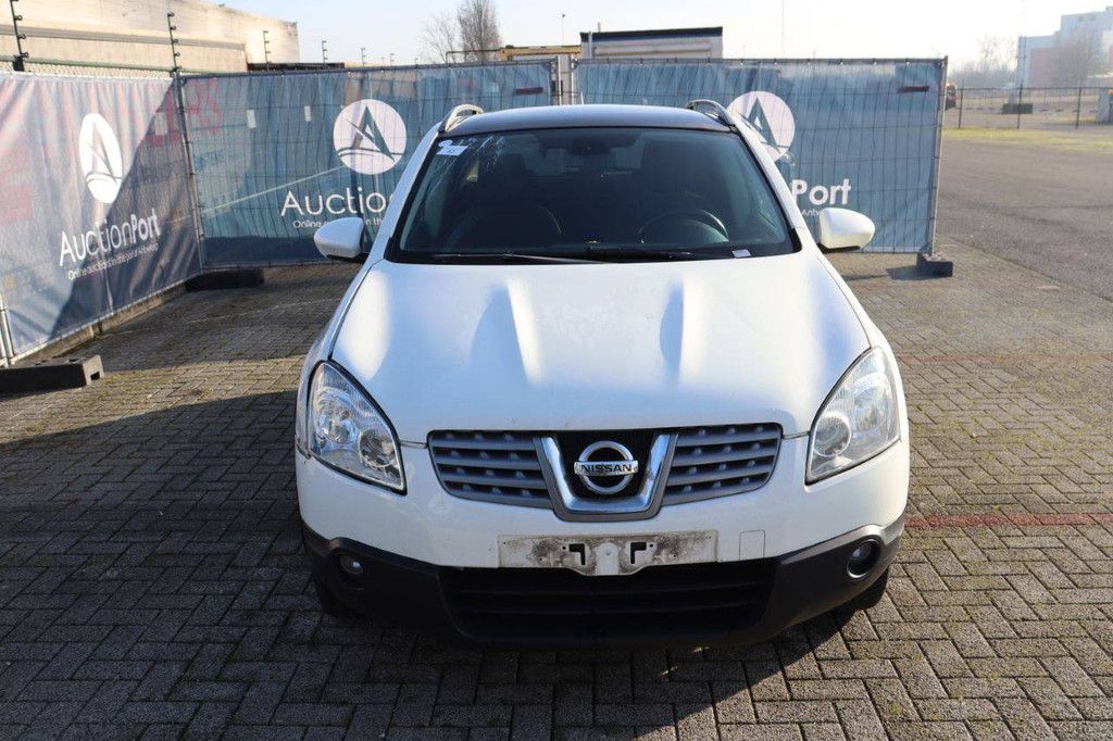 SUV Nissan Qashqai Diesel 106 PS 2009 (Marge)