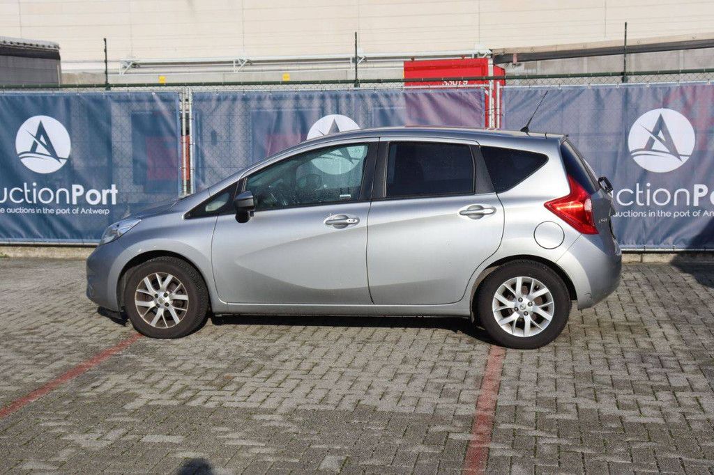 Pkw Nissan Note Benzin 80 PS 2014 (Marge)