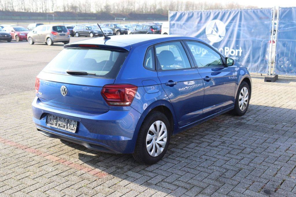 Passenger car Volkswagen Polo Petrol 80 hp 2019 (Margin)