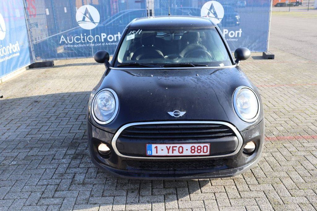 Pkw MINI F55 Benzin 75 PS 2016 (Marge)