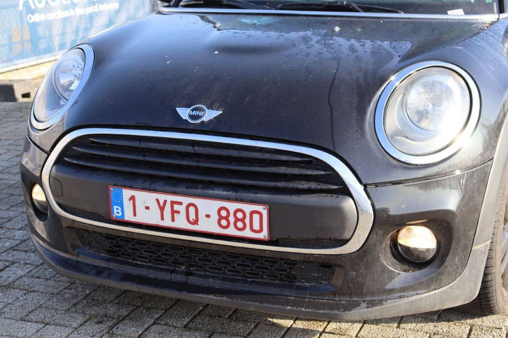 Pkw MINI F55 Benzin 75 PS 2016 (Marge)