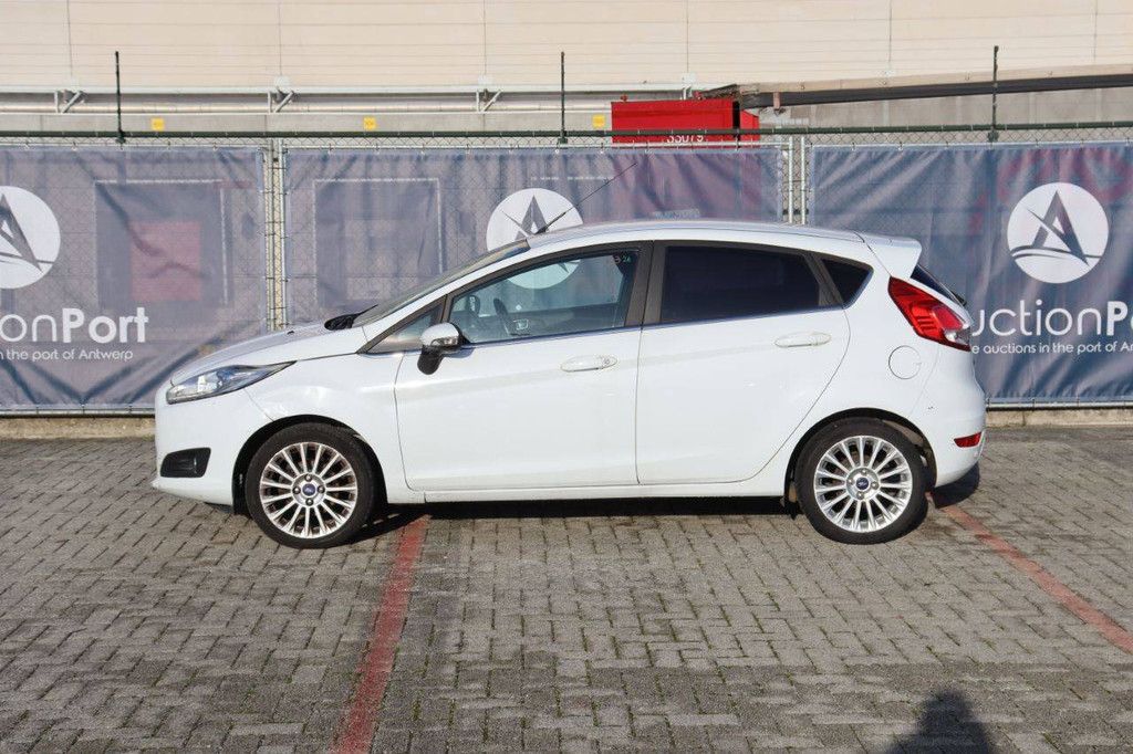 Pkw Ford Fiesta Benzin 80 PS 2014 (Marge)