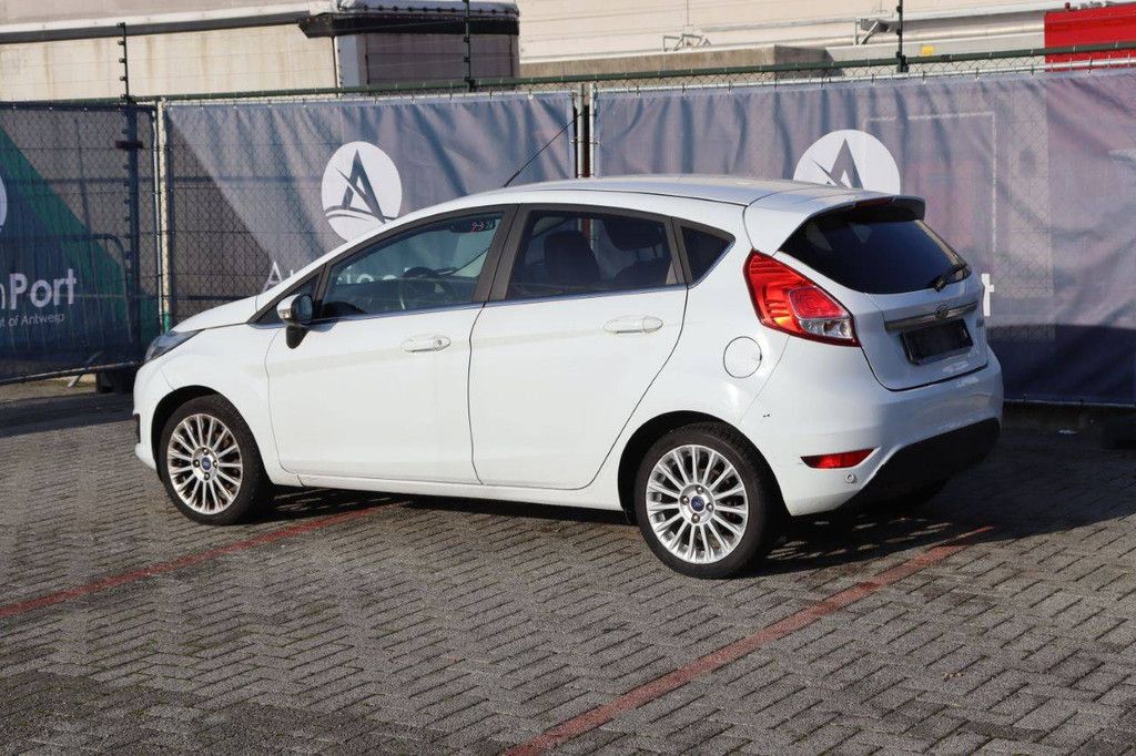 Pkw Ford Fiesta Benzin 80 PS 2014 (Marge)