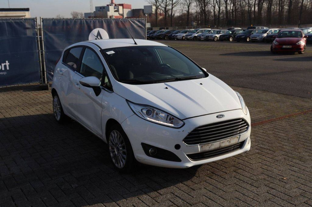 Pkw Ford Fiesta Benzin 80 PS 2014 (Marge)