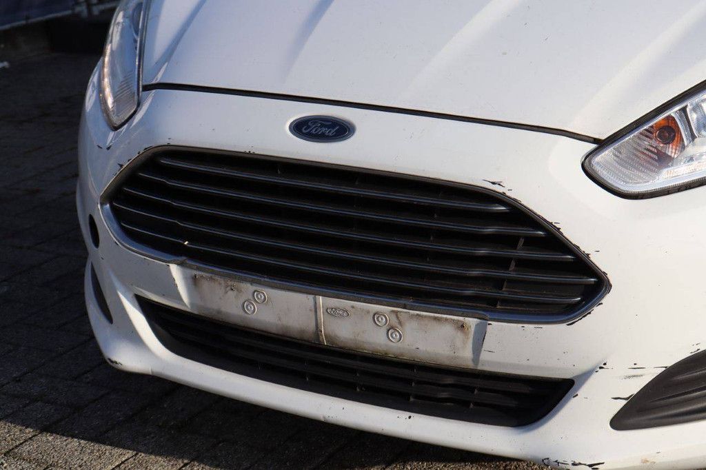 Pkw Ford Fiesta Benzin 80 PS 2014 (Marge)