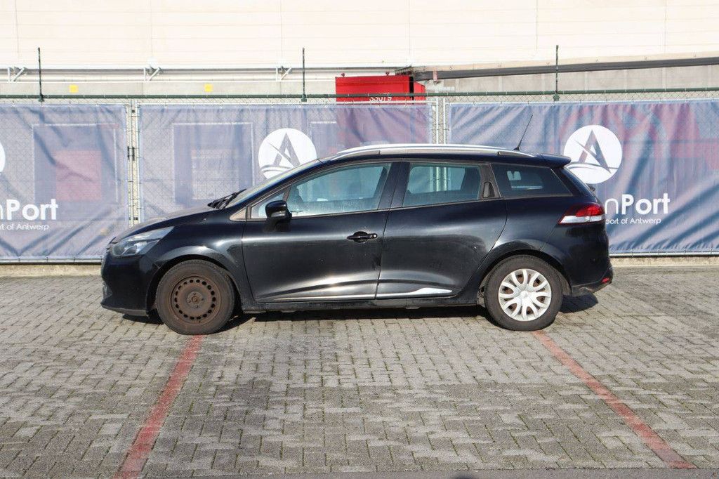 Passenger car Renault Clio dCi Diesel 90 hp 2014 (Margin)