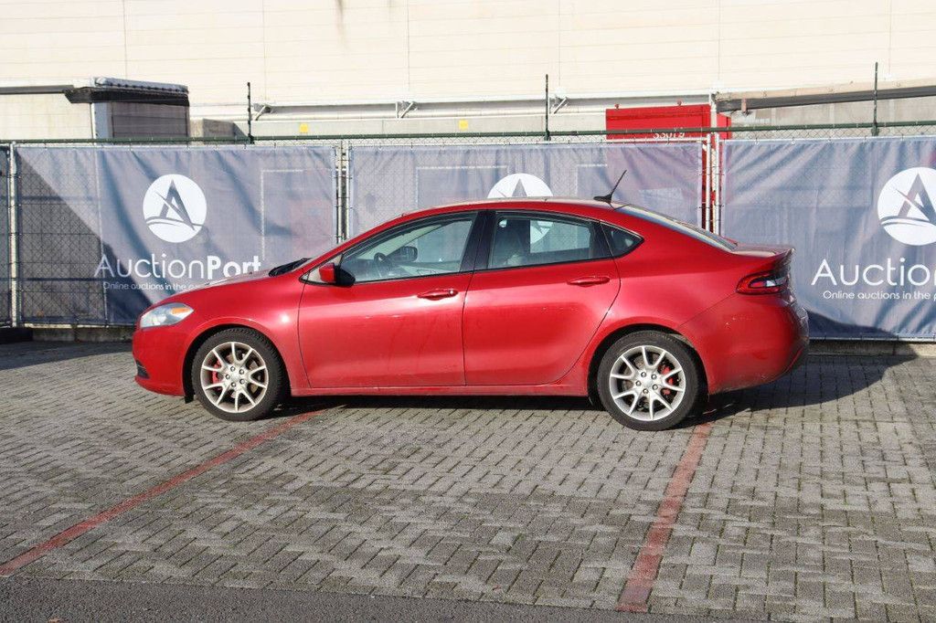 Pkw Dodge Dart SXT Benzin 162 PS 2012 (Margin)