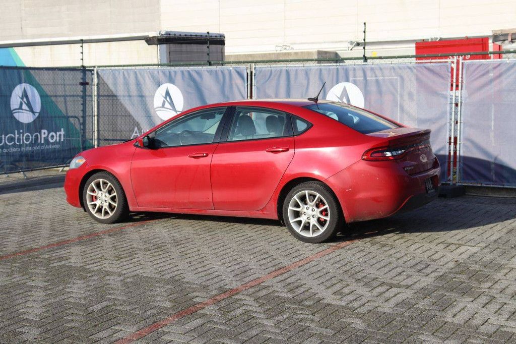 Pkw Dodge Dart SXT Benzin 162 PS 2012 (Margin)