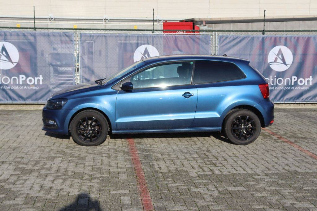 Pkw Volkswagen Polo TSI Benzin 90 PS 2015 (Marge)