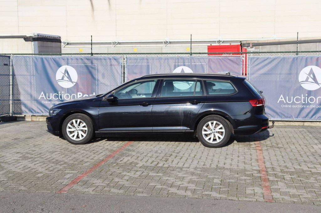 Pkw Volkswagen Passat Benzin 150 PS 2020 (Marge)