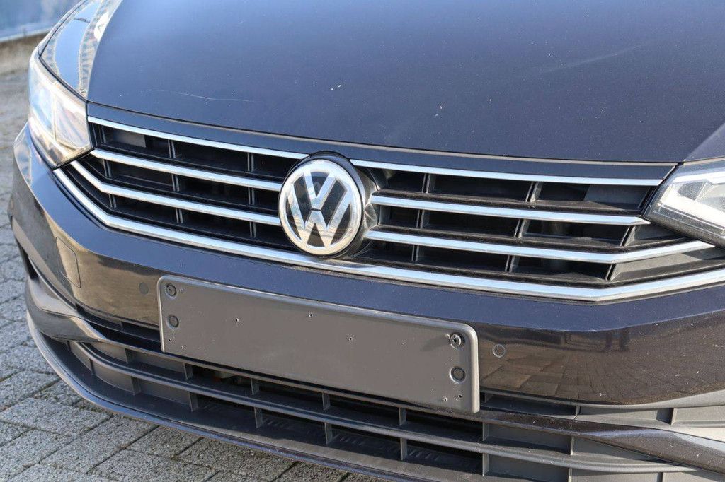 Pkw Volkswagen Passat Benzin 150 PS 2020 (Marge)