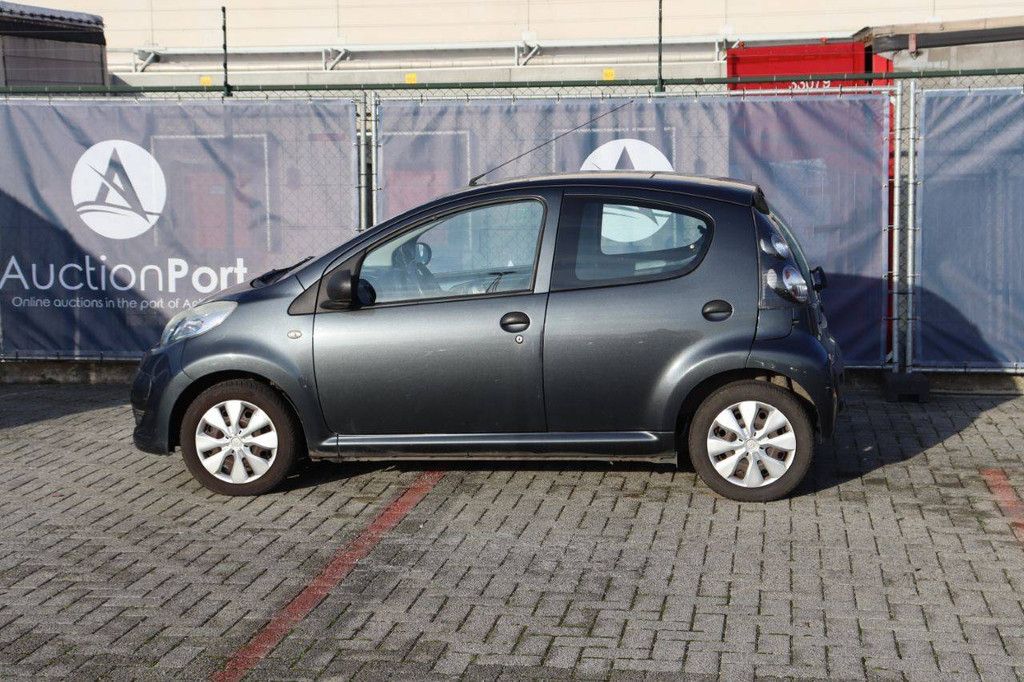 Pkw Citroën C1 Benzin 68 PS 2011 (Marge)