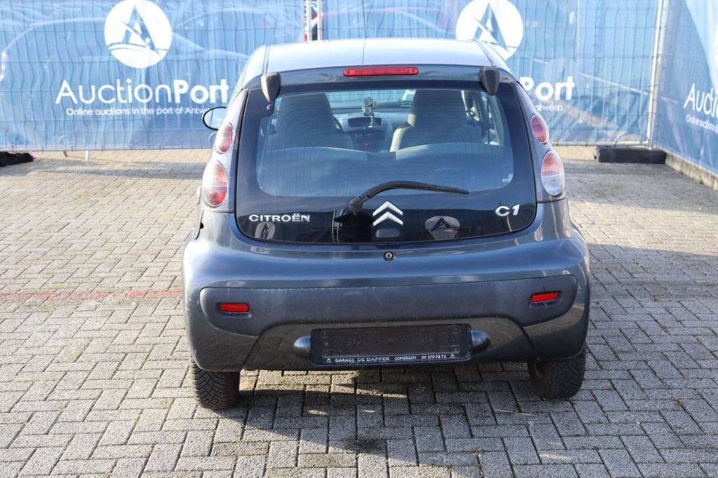 Pkw Citroën C1 Benzin 68 PS 2011 (Marge)