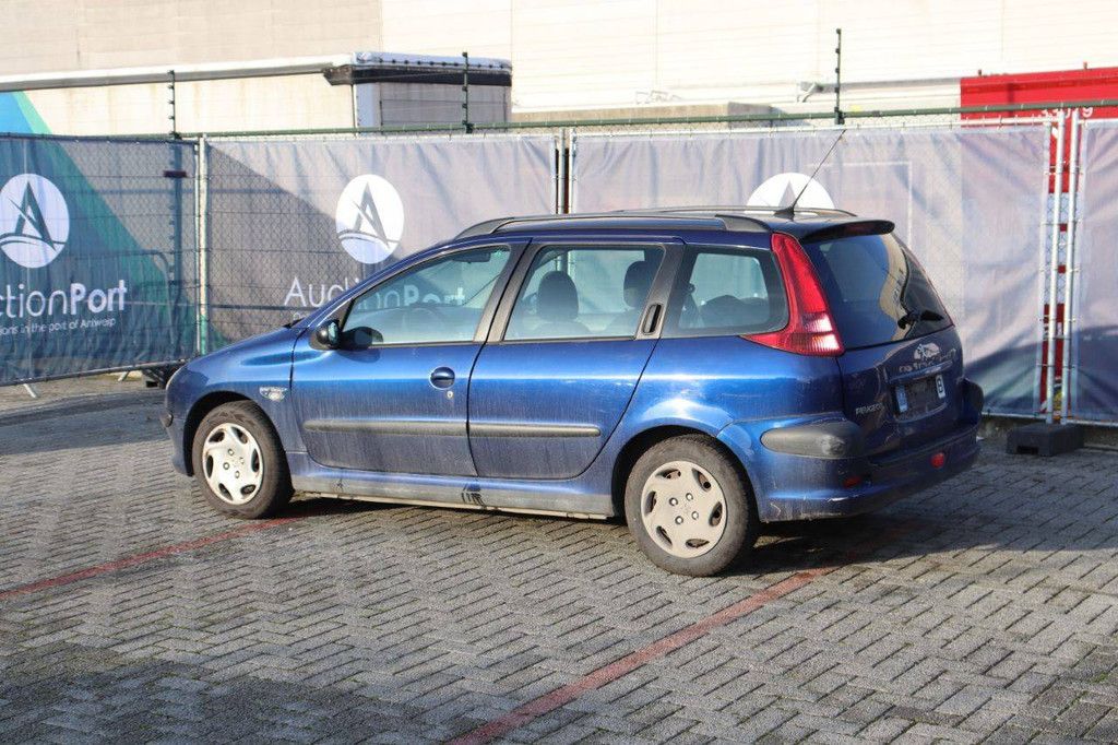 Pkw Peugeot 206 SW Diesel 69 PS 2003 (Margin)
