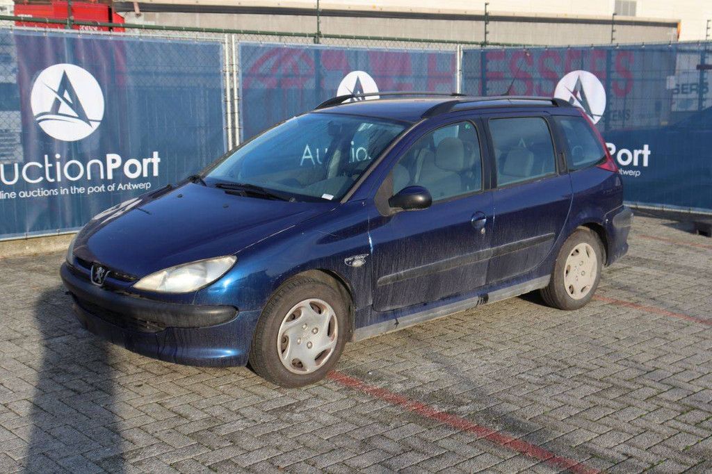 Pkw Peugeot 206 SW Diesel 69 PS 2003 (Margin)