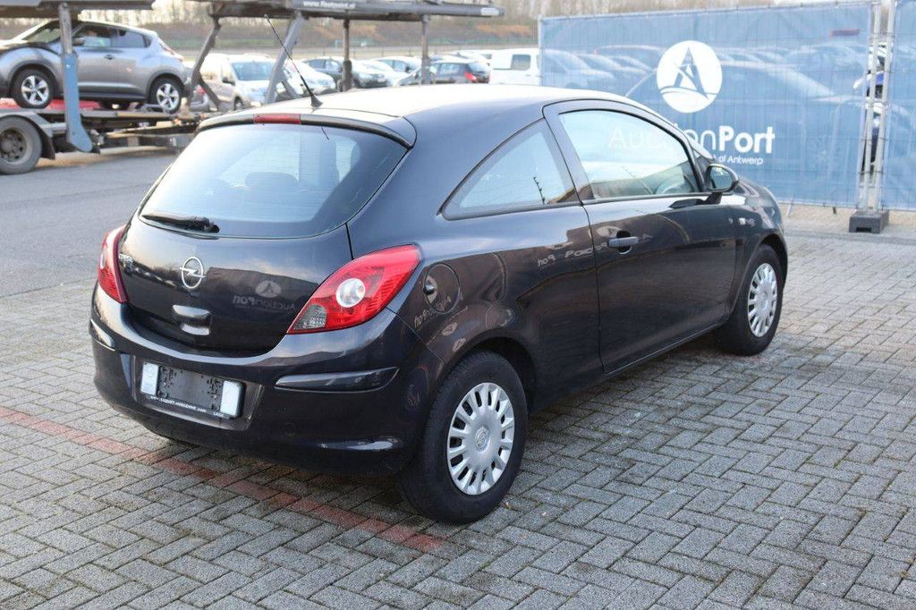 Pkw Opel Corsa Benzin 60 PS 2009 (Margin)