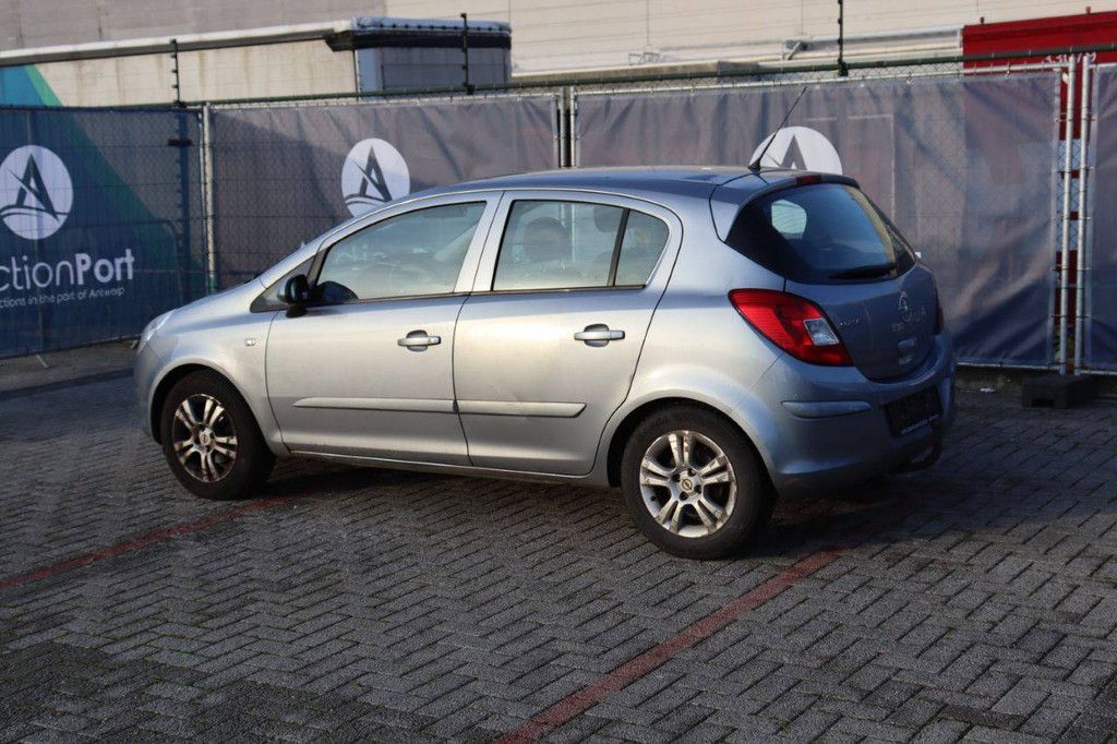 Pkw Opel Corsa Benzin 80 PS 2007 (Margin)