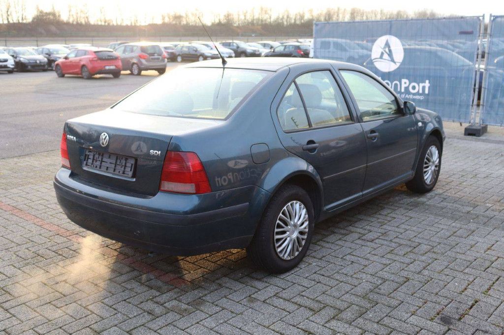 Personenauto Volkswagen Bora SDI Diesel 68pk 2005 (Marge)